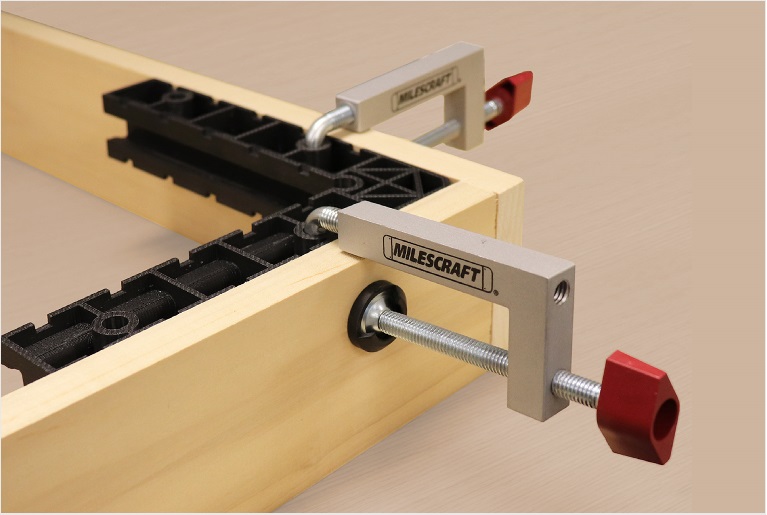 #4009 펜스 클램프 (Fence Clamps)